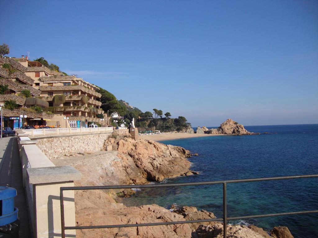 Apartaments Claudi Tossa de Mar Kültér fotó