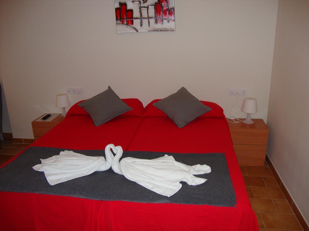 Apartaments Claudi Tossa de Mar Szoba fotó