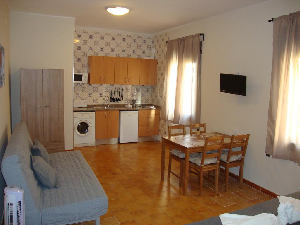 Apartaments Claudi Tossa de Mar Kültér fotó